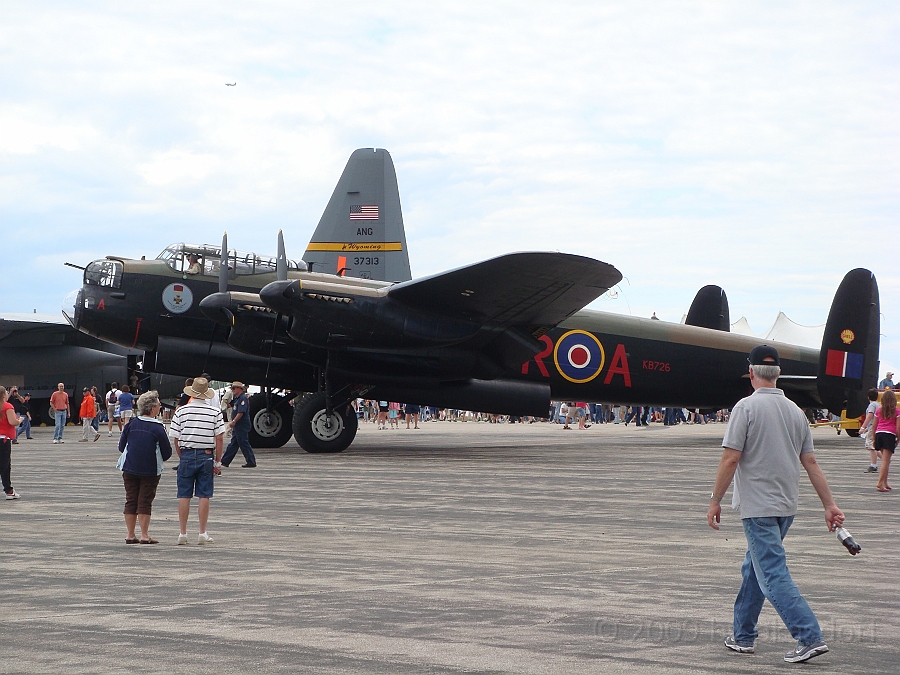 Willow Run Airshow [2009 July 18] 033.JPG - Scenes from the Thunder Over Michigan Air Show at Willow Run Airport